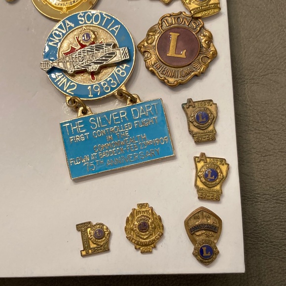 Lot of 70 Lions Club Pins Dating 1950 - 1990's - Picture 6 of 7